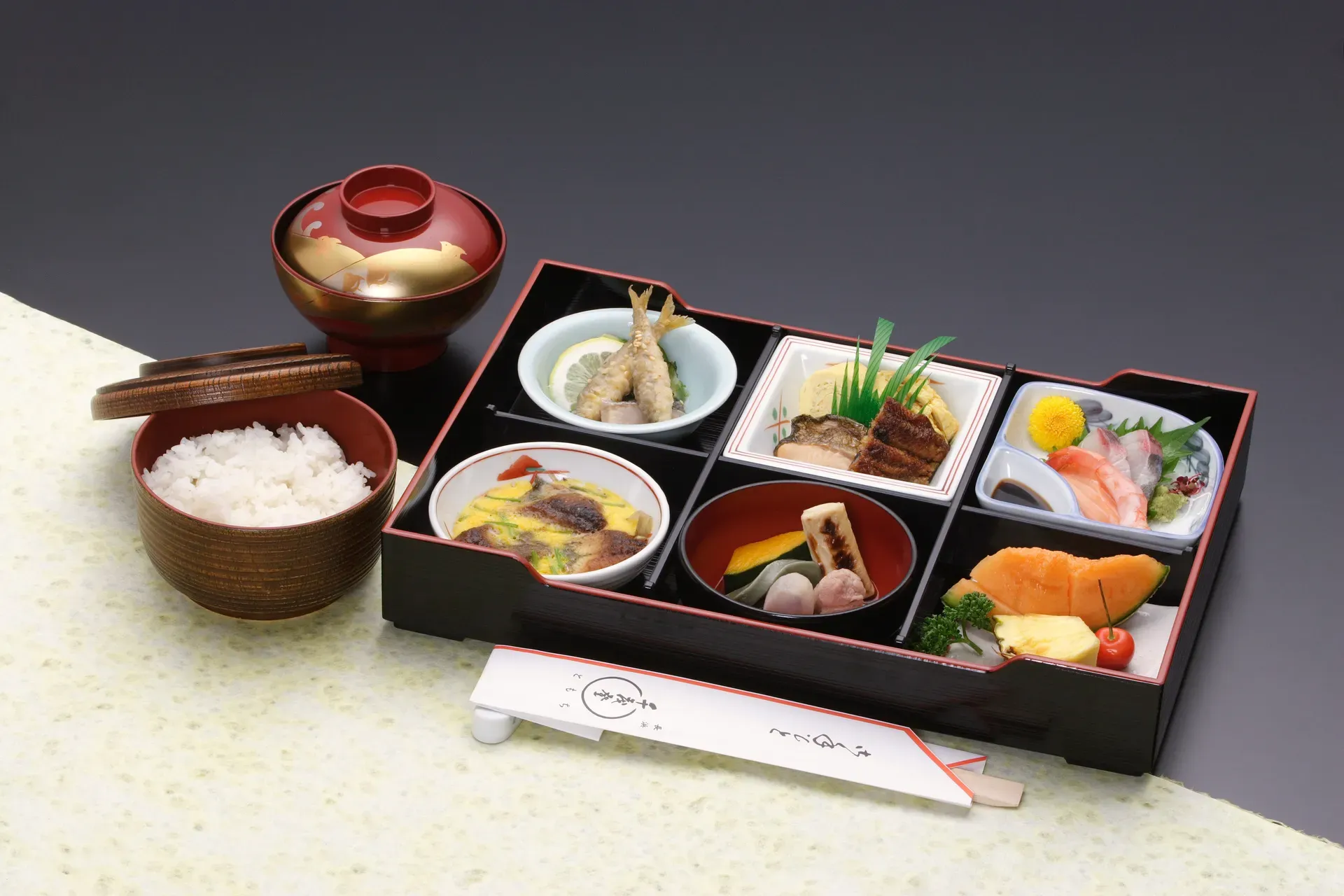 松花堂弁当